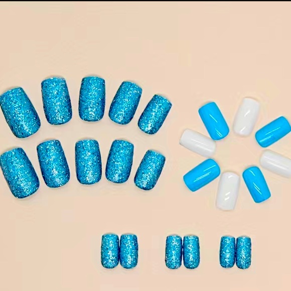 🦋🤍💎  NEW Luxury Glitter Sparkle Blue White Medium Fake Press On Nails 💎🤍🦋 - Picture 2 of 4